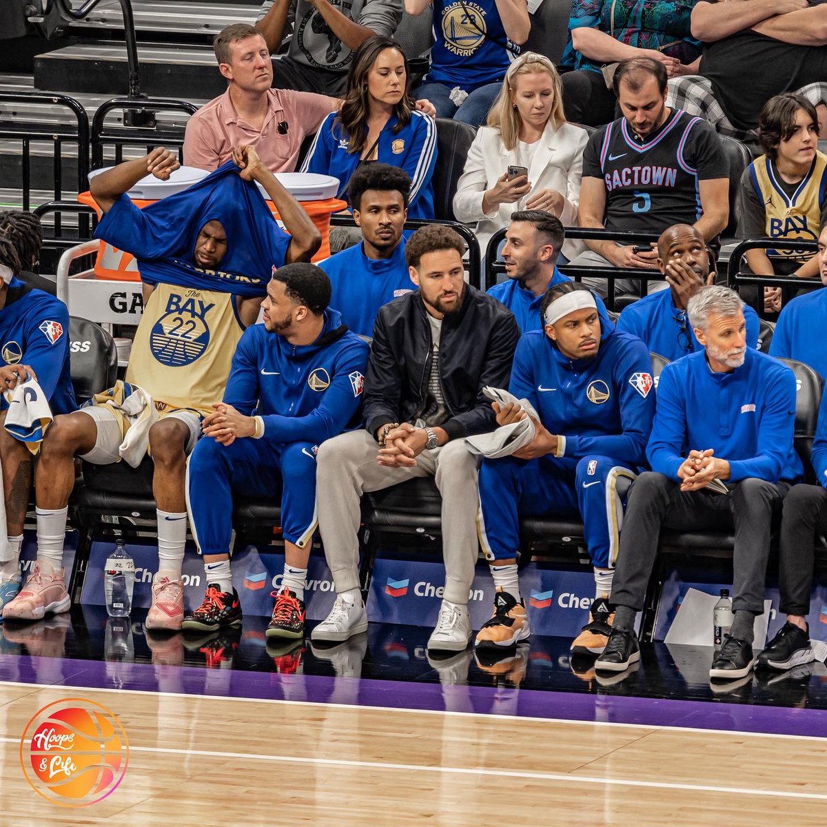 davyc3's tweet photo. When you look up the word “Patience” in the book, you will see this man’s photo next to it.

#comeback #klaythompson #nba #hoopers #hoopsandlife https://t.co/nNPSpWttjA
