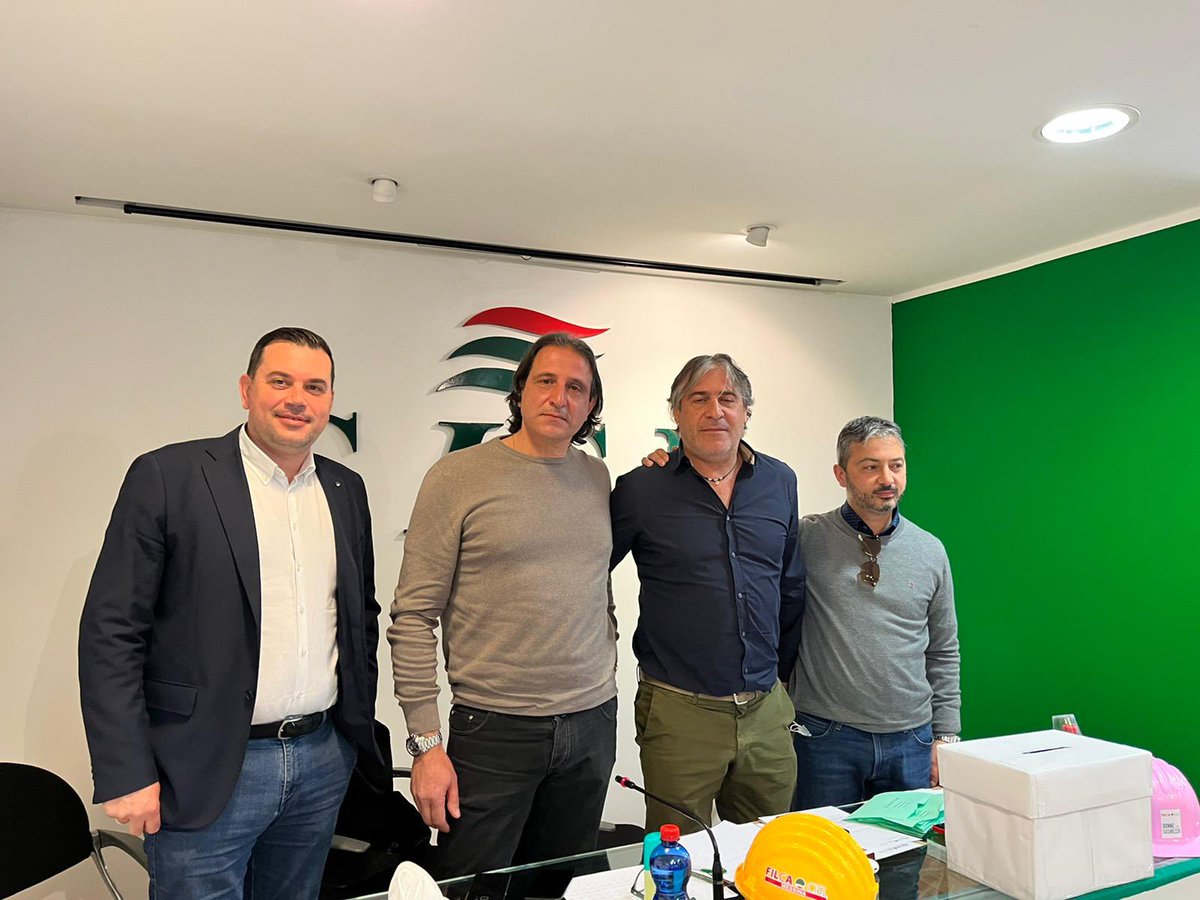 dancapaolo's tweet photo. #cambiaMenti eletto il nuovo segretario generale della Filca Cisl Messina Nino Botta👏 continua la nostra Federazione nazionale con il nostro Segretario Organizzativo Ottavio De Luca #essercipercambiare #praticareilcambiamento https://t.co/88V6d9WCBS