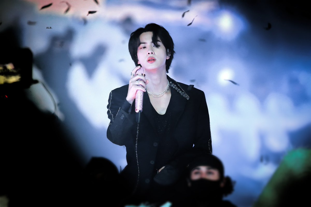 ALittleBraver92's tweet photo. 220408 #방탄소년단진 #김석진 #석진 #진 #BTSJIN #JIN @BTS_twt https://t.co/7XqzQv4wE0
