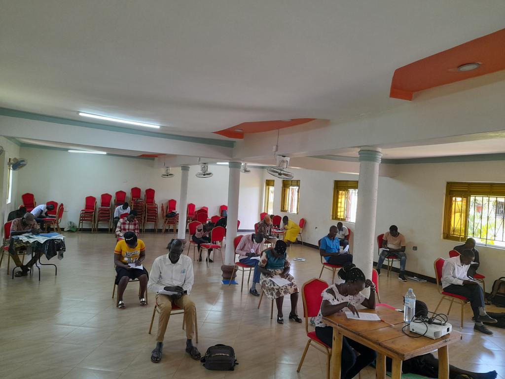 ALohitai's tweet photo. As the last day (day 6) of the training slop in, the community interpreters trainees in Kiryndongo Refugee settlement are doing final assessment to check how much they have learnt. @joel_acidri @Benjasen95 @amudusalongo @anociate1 @refugeelawproj @Refugees @RefugeesUganda https://t.co/R4yBWlcAdt