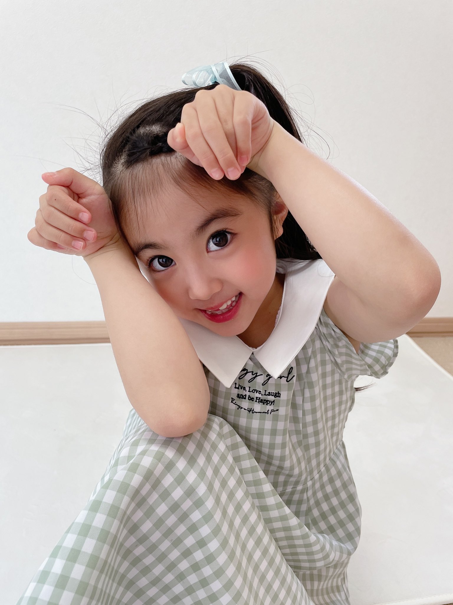 ゆな 今日のゆな お気に入りのワンピ着て 子犬 ポーズ 笑笑 Algy アルジーコーデ ワンピース 笑顔 子犬ポーズ キッズモデル キッズ 今日も元気 T Co Jbzpbi1fk8 Twitter