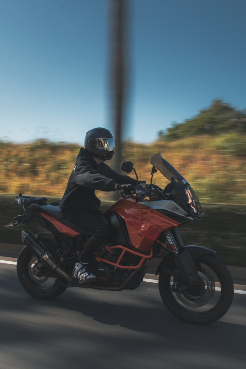 z_kh823's tweet photo. #バイク売ります 
#拡散希望 

KTM 1190アドベンチャー　2013年式
3.6万キロ　車検 令和4年10月

気に入っています。売れないなら売れないで乗り続けますが、若いうちにいろんなバイク乗るのも良いかなとも思ってるので、売りに出してみようと思います。

詳細気になる方はDM下さい。 https://t.co/NMPoTzw1aa
