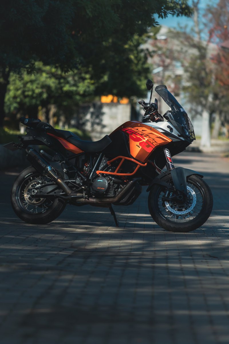 z_kh823's tweet photo. #バイク売ります 
#拡散希望 

KTM 1190アドベンチャー　2013年式
3.6万キロ　車検 令和4年10月

気に入っています。売れないなら売れないで乗り続けますが、若いうちにいろんなバイク乗るのも良いかなとも思ってるので、売りに出してみようと思います。

詳細気になる方はDM下さい。 https://t.co/NMPoTzw1aa