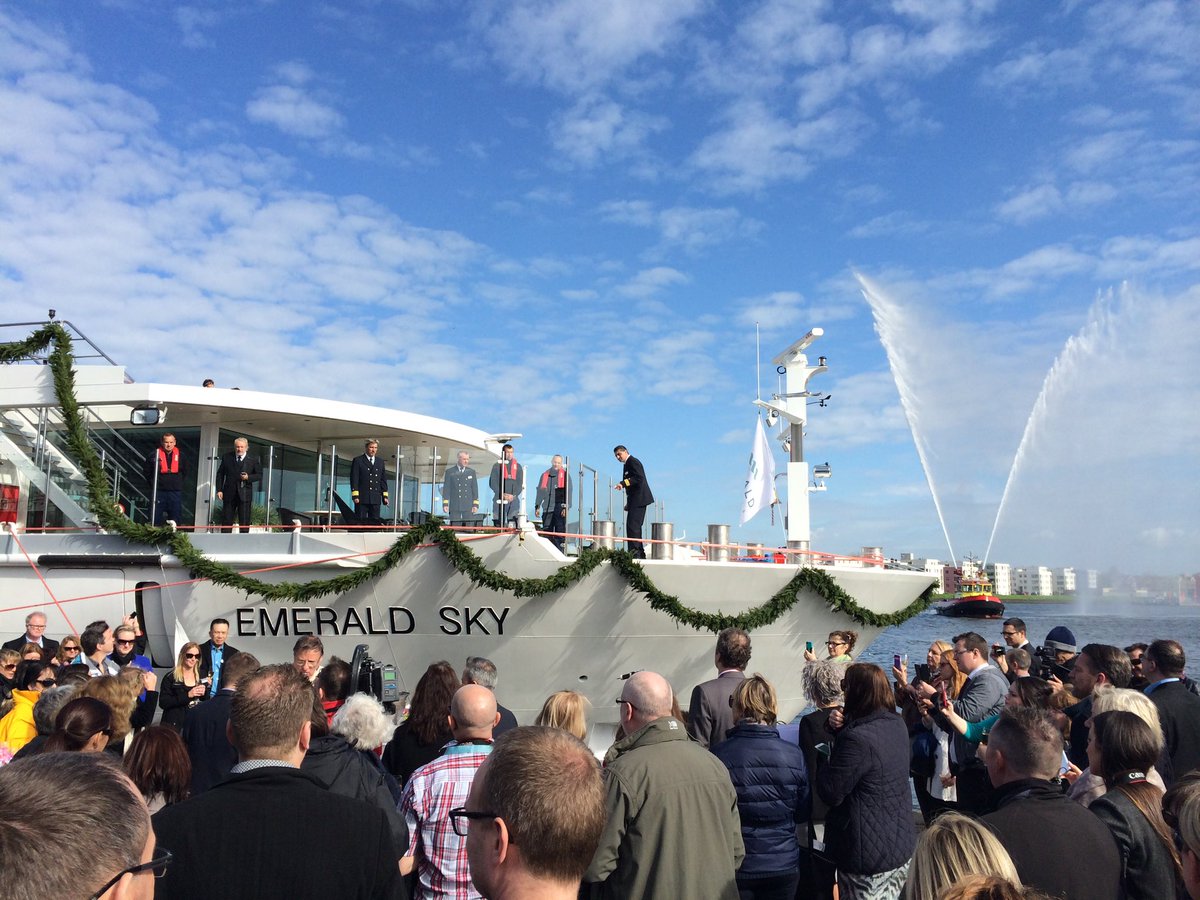 wintertonsworld's tweet photo. Happy anniversary @Emerald_Cruises  8 years this very day Twiggy christened our very first Star-Ship in #Amsterdam. And at the same time I found my forever work-home. #EmeraldMOMENTS https://t.co/8EgGcqPf7y