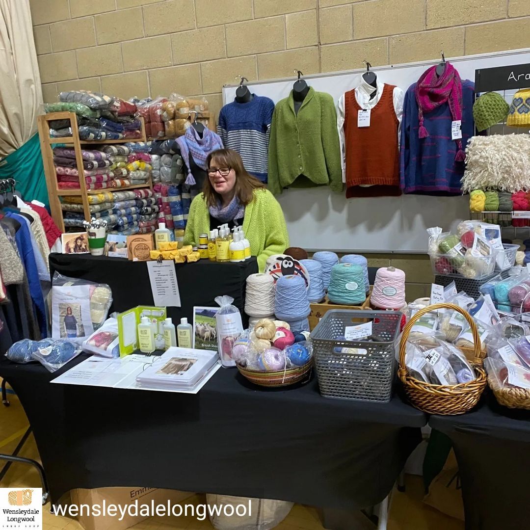 WensleydaleYarn's tweet photo. We are set and ready for two days @springintowool near Leeds - you'll find us in the corner of the Sports Hall. - 
#springintowool #springintowool2022 #woolshow #knitters 
#crocheters #spinners #felters  #wensleydalelongwool #leeds https://t.co/A3QVHKjEdR