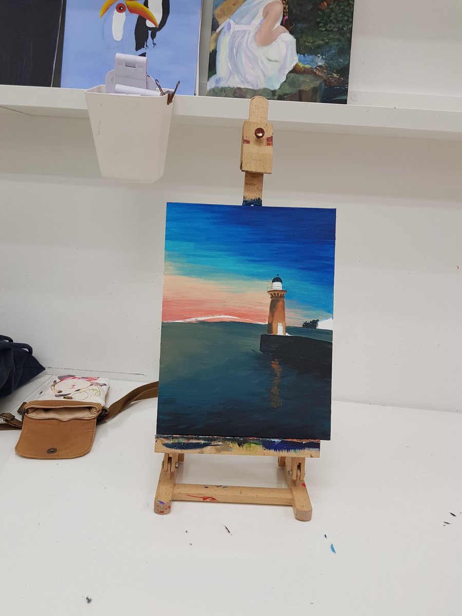 elesay_official's tweet image. This one is more special to me. Because, I took the picture last year and now I am painting it. Also, I don&apos;t like the clouds in my life anymore, so I will not represent them🤭I will have a nice sunset without grey clouds🥰🌻 will be continued...
#painting #funbreak #phdchat