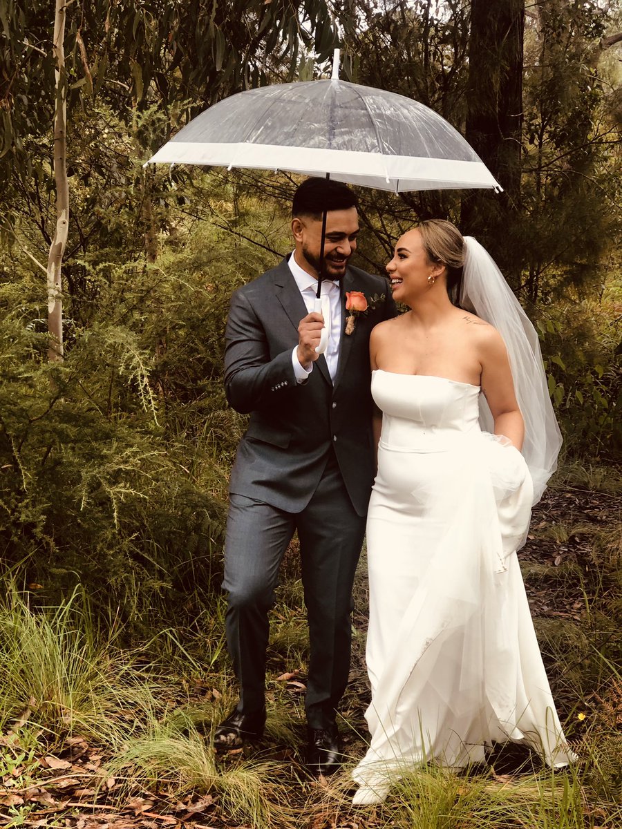 master_oc's tweet image. Chloe + Ray = #marriedbythemaster
Ray filled me in - So we met at a festival, I can hear from a distance was this loud “Hey you!” Me being drunk I thought it was for my friend but then I hear “no you!” and I’m like “me?”
#themasterofceremony #weddingcelebrant