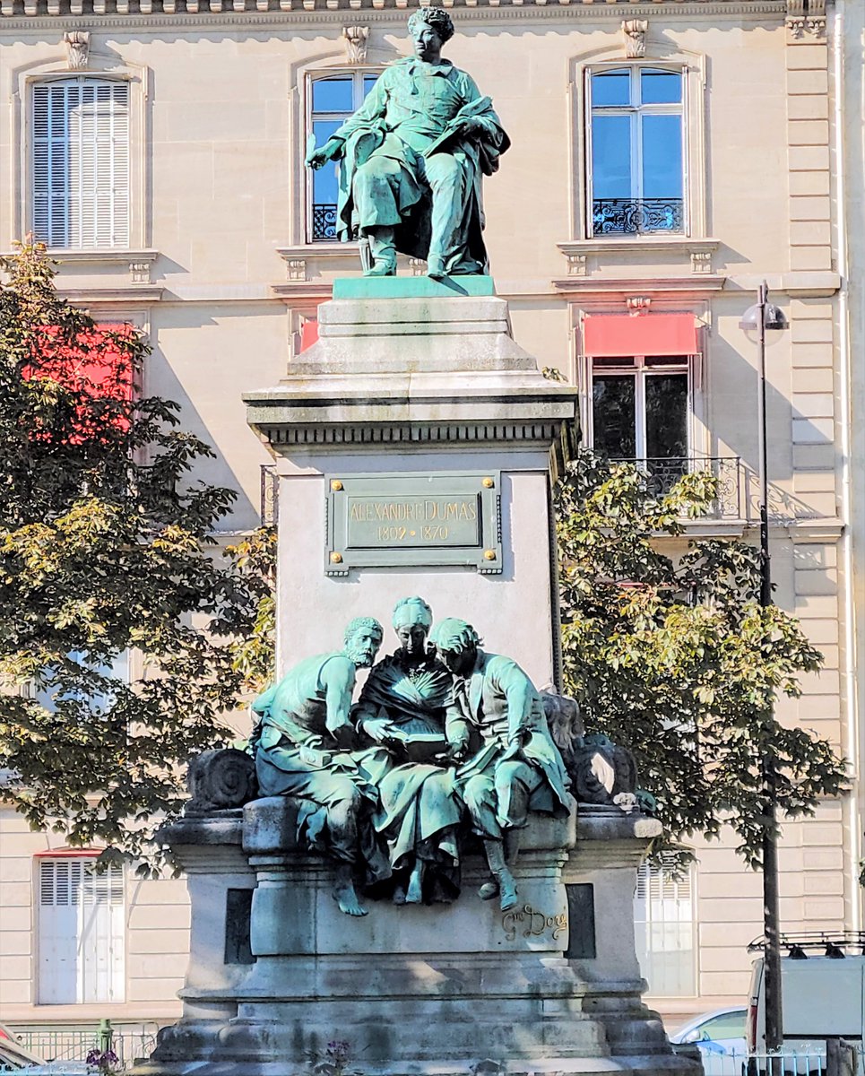 Tribute to #Writer Alexander Dumas in Paris #TheParisEffect #Paris #AlexanderDumas #read #travel