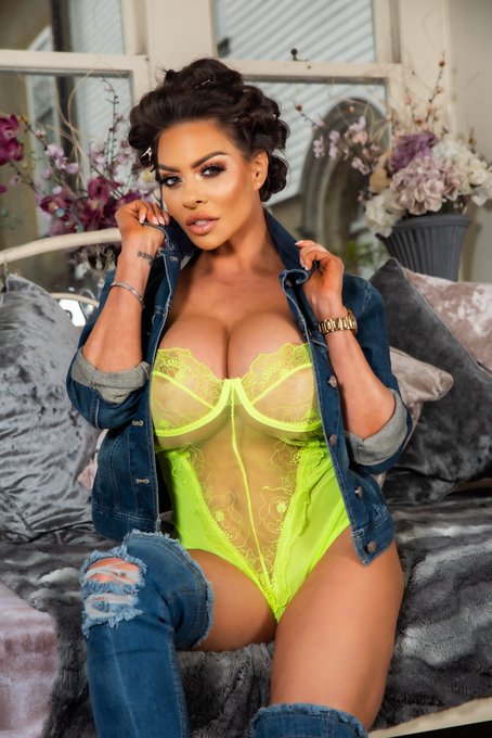 Loved yesterdays set tho! @MaccaGlamTog thanks for the wicked pics mate ❤️❤️🙌🏼 https://t.co/4dsy6KwA<a class="tags" href="/tag/maccaglamtog">@maccaglamtog</a><a href="/tag/onlyfans"class="tags"><span>#onlyfans</span></a><a href="/tag/onlyfanscreator"class="tags"><span>#onlyfanscreator</span></a>