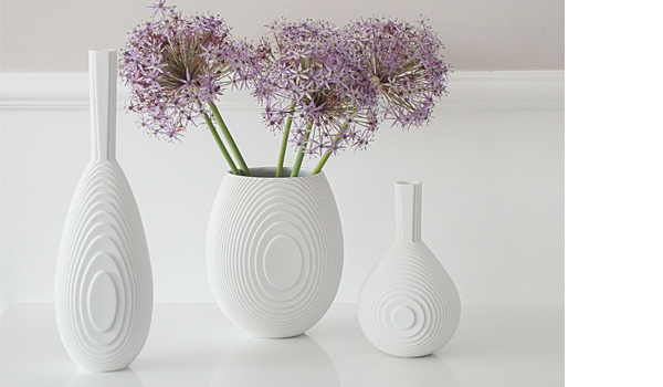 ScandObjects's tweet image. Just in… #Flow vases by Vibeke Rytter for #ArchitectMade. Link: tinyurl.com/flow-vases-arc…