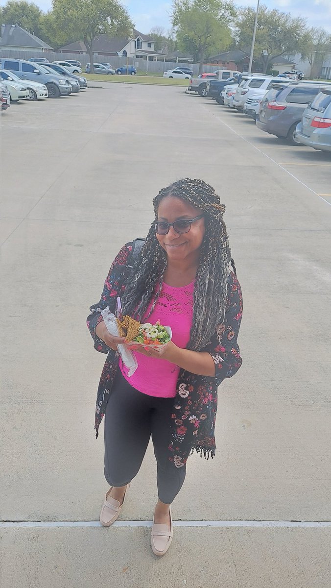 The Traveling Carrot Vegan Food Truck tweet media