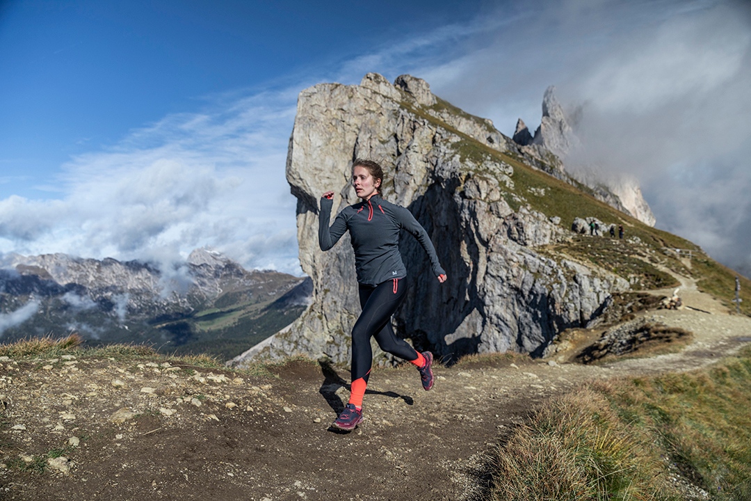 ManiackMe's tweet photo. Leave the road, take the trails.

#InspireMovement #ProudOfMySweat https://t.co/1FwNRaCTcJ