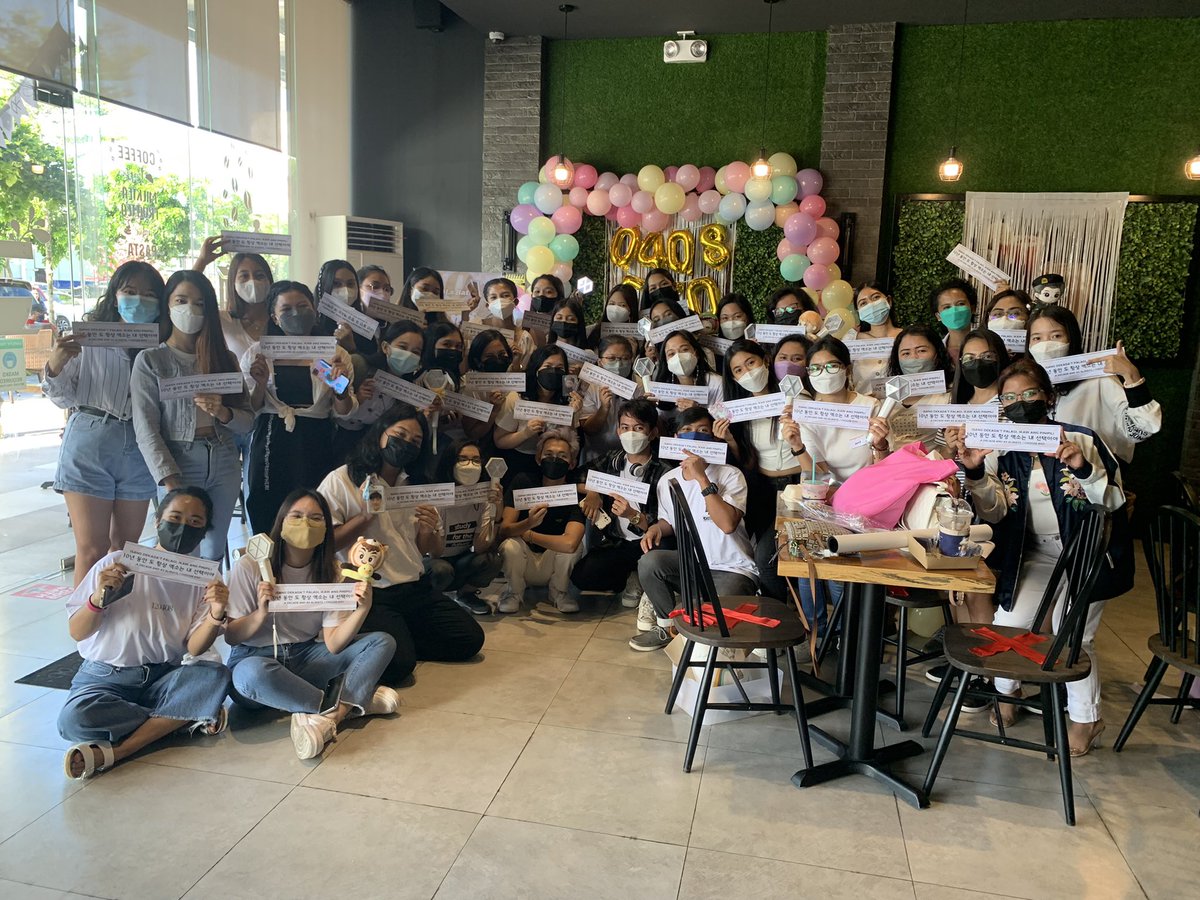 batangas_exols's tweet photo. #EXO10thYearEventPH BATANGAS

it’s a wrap, batangueño-ls! thank you for spending your time with us. hope you enjoyed what we have prepared for all of you. till we meet again, and hopefully in exo concert? 🫶🏻 https://t.co/Qt7JFYSM5t