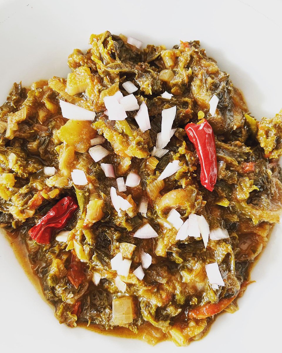 When the description on the packet of seeds says Giant, they really mean it.
Giant Red Mustard
Made a delicious saag.
Recipe by <a href="/ChetSharmaOx/">Chet Sharma</a> 
#cooking #RecipeOfTheDay #foodie