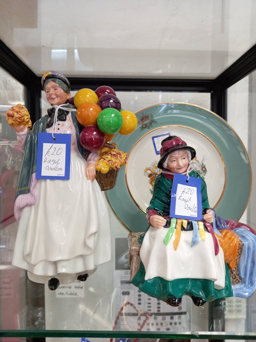 Now we are big fans of Royal Doulton here, they have made some beautiful things over the years and these 2 ladies are no different.
But remember to get them before someone else! 
#charity #porcelain #antiques #Bargain