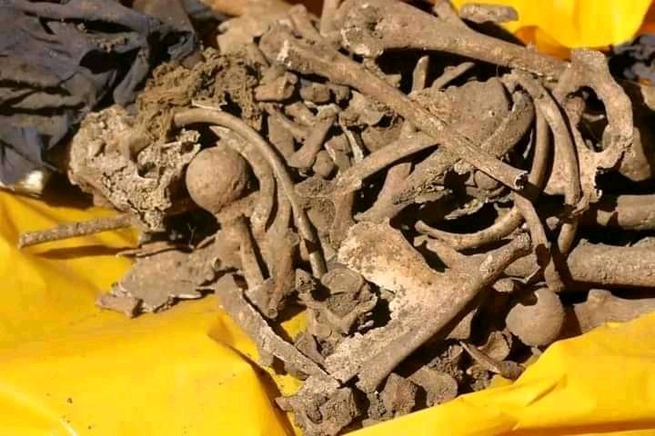 HonestK2013's tweet photo. Rather than making animation film of fake ethnic cleansing, go &amp; see dozen of mass graves that show real ethnic cleansing of thousands of civilians (committed by terrorist TPLF)in #Welkait-Tegede &amp;Telemt, #Amhara region of #Ethiopia. #NoMore @hrw @amnesty @UNHumanRights @KenRoth https://t.co/UxW3DGWv5q