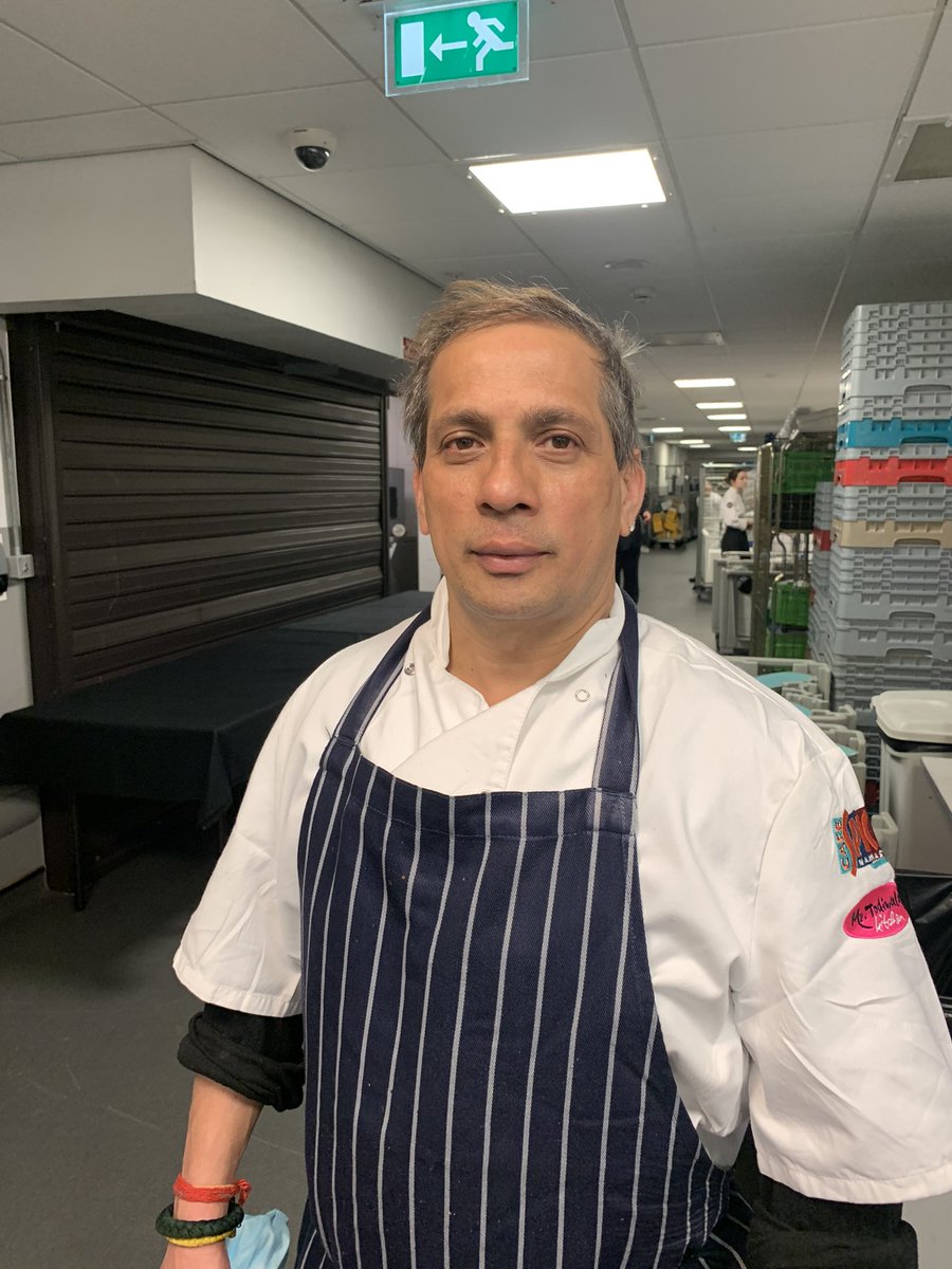 ZestQuestAsia's tweet photo. Thank you to team @UniWestLondon @NathanUwl and Chef Gerald and Chef Arun and @CafeSpiceNamast for preparing the brilliant reception canapés and dinner #ZestQuestAsia2022 https://t.co/TZlPt5mQYJ