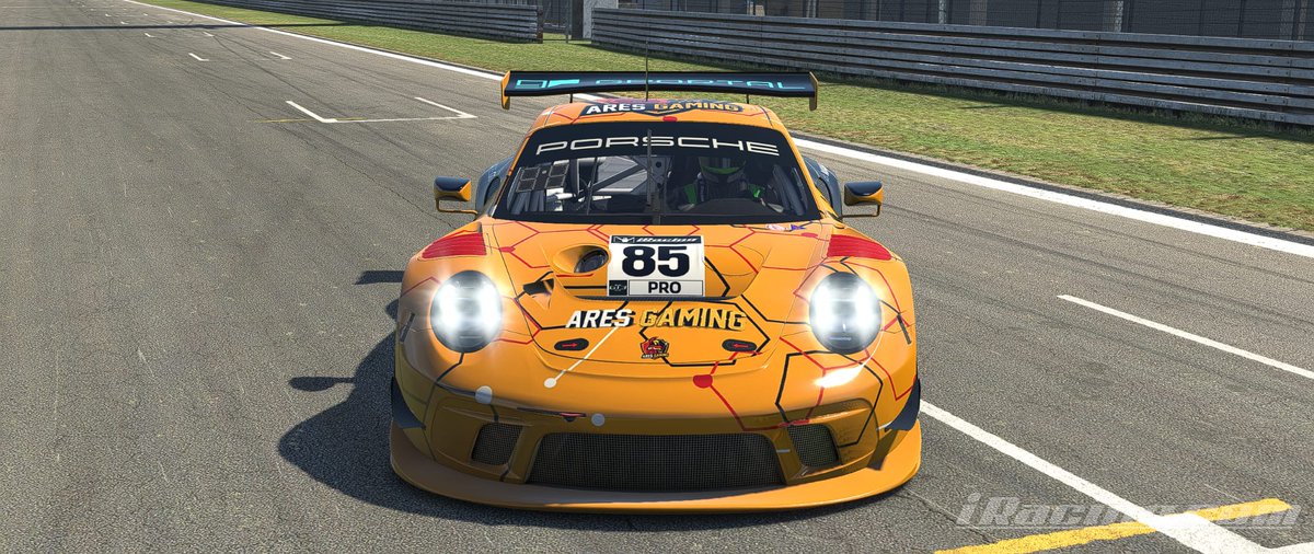 <a href="/AresGamingDE/">Ares Gaming</a> <a href="/KRacingecke/">Käfers Racingecke</a> <a href="/_Einfach_Oli/">EinfachOli</a> <a href="/iRacing/">iRacing</a> Da wir versäumt haben, das neue Design für den Wagen einzureichen gibt es da mal auf diesem Wege.