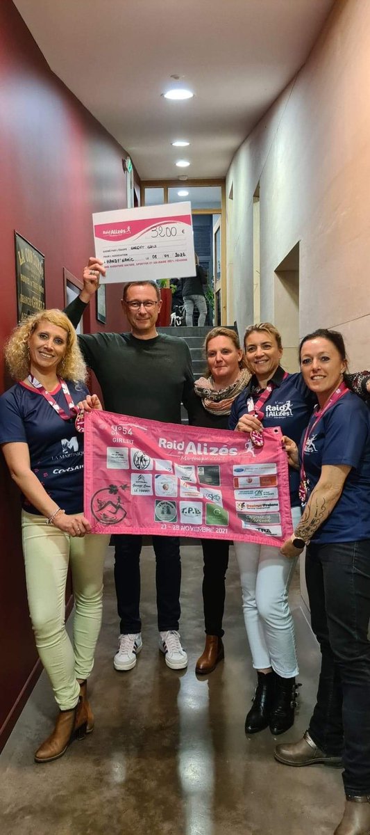 PradouratAss's tweet photo. Remise officielle dans nos locaux du chèque de notre team #Gresifitgirls de leur retour du #RaidDesAlizes à l association #HandyNamic du #Gresivaudan Tres fier d avoir été un de leurs sponsors et soutien dans cette magnifique épreuve de dépassement de soi #Humain #SportEtBienEtre https://t.co/wU6JNioG19