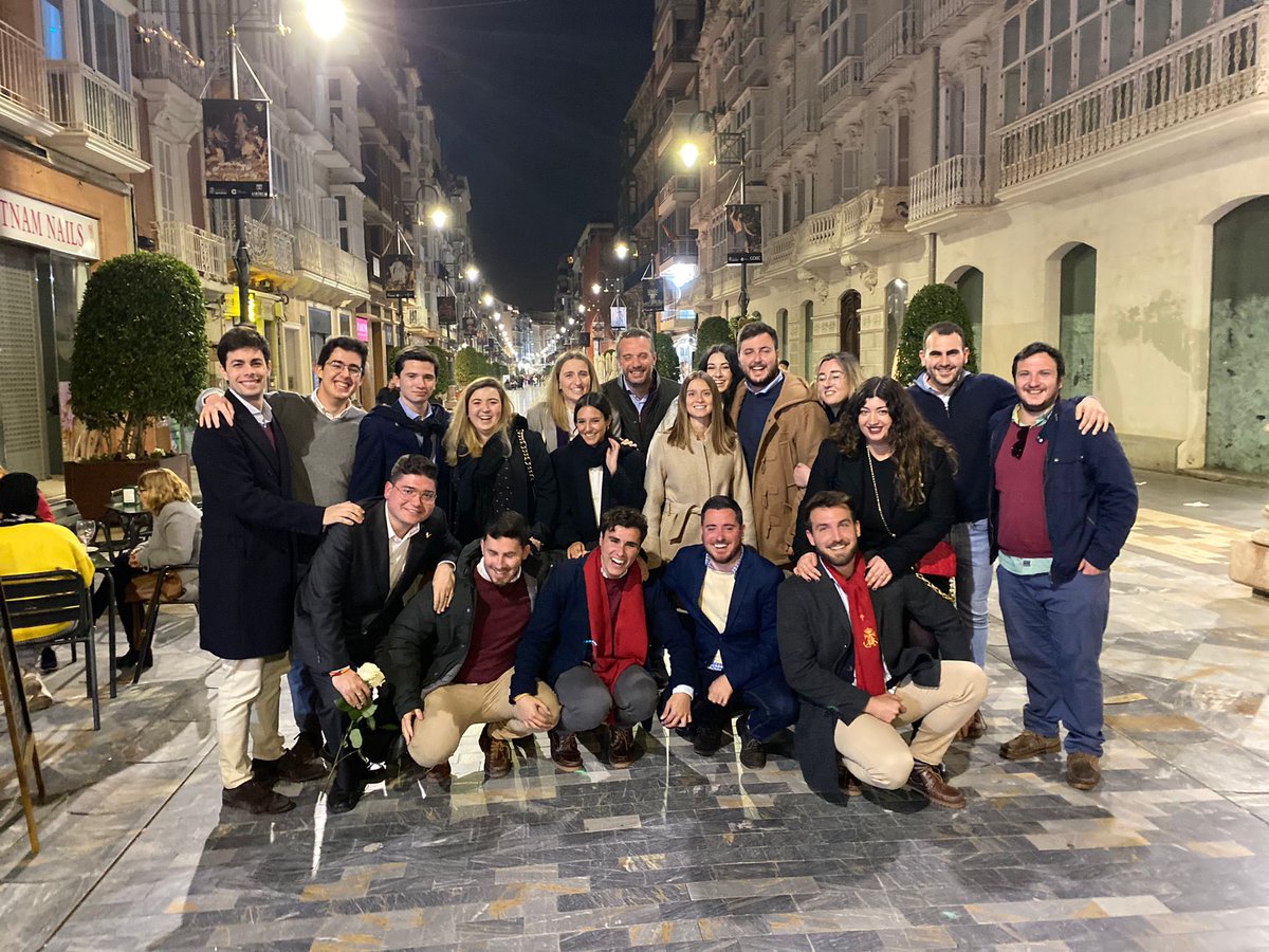 nnggcartagena's tweet photo. Un día largo,un día donde la ciudad rebosa vida y alegría✨ por sus cuatro costados🥳, con un epicentro de fervor, la Basílica de la Caridad.💐Otro año más, NNGG Cartagena estuvimos con nuestra Patrona ♥️

¡Viva la Virgen de La Caridad!����

#ALaCalle https://t.co/7iT7xau02g