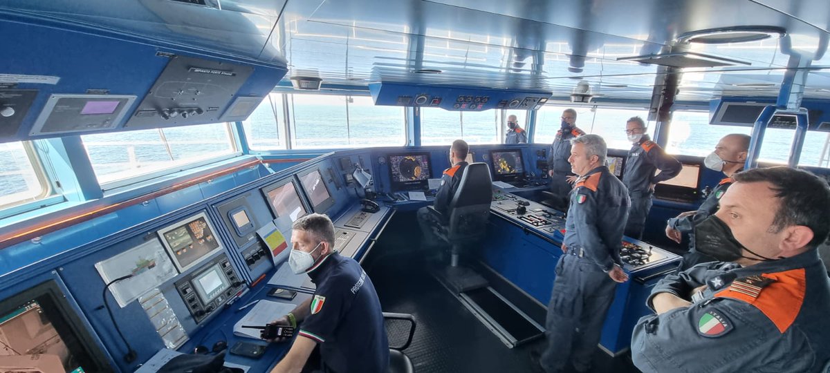 DPCgov's tweet photo. #9aprile 🌋 Esercitazione #Vulcano2022: le strutture operative di #protezionecivile sono al lavoro per testare le procedure in caso di emergenza sull'Isola e simulare le attività di assistenza e soccorso della popolazione, con la massima attenzione per le esigenze di ciascuno. https://t.co/r1RtNaeorw