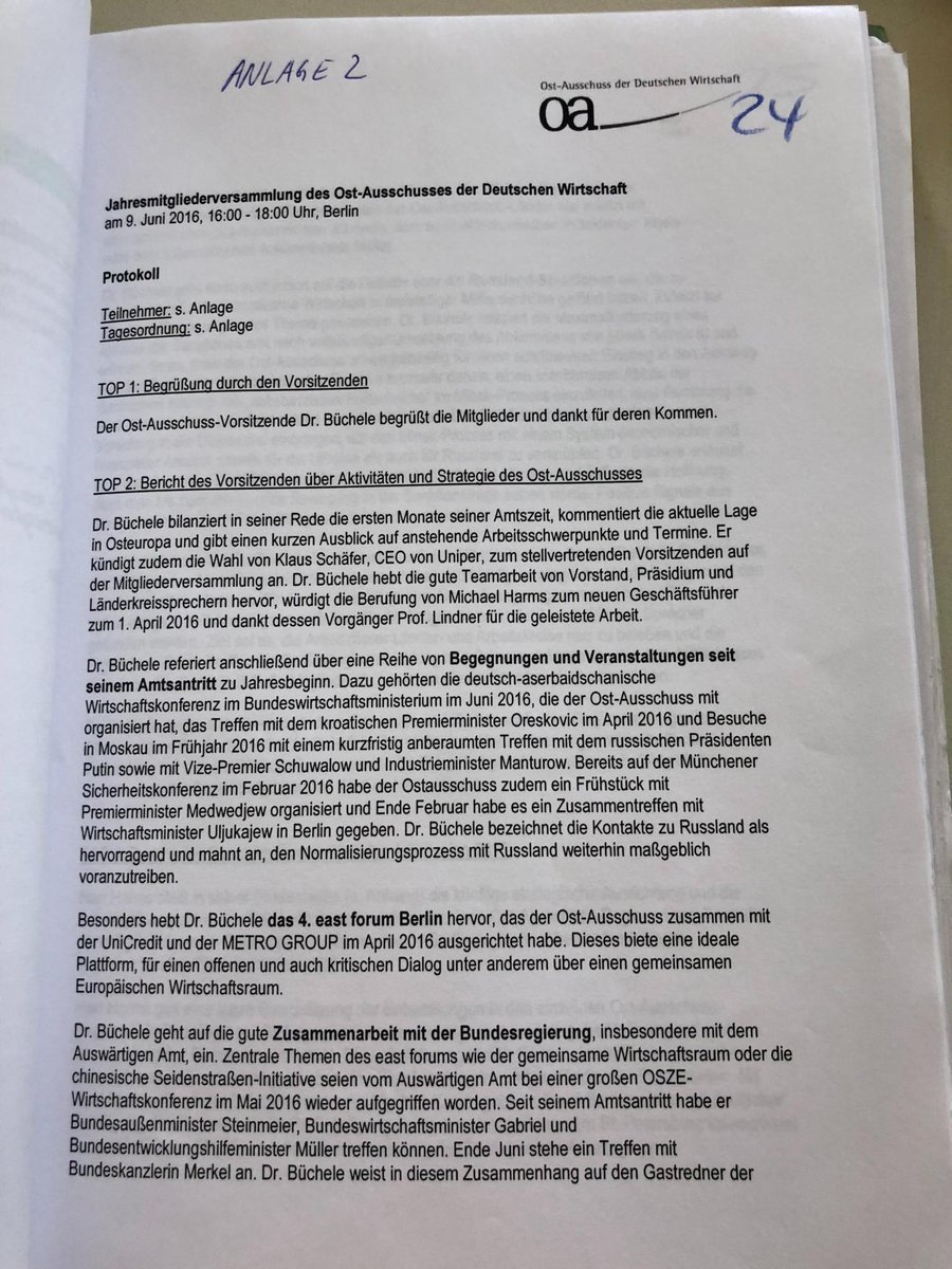 hmtillack's tweet photo. Verräterisch ist ein Protokoll des Ost-Ausschusses aus dem Jahr 2016. Dort lobte man Steinmeier und Sigmar Gabriel für ihren Einsatz, pries die Beziehungen zu Putins Regierung als „hervorragend“ - und beklagte zugleich die „politische Instabilität und Korruption“ in der Ukraine https://t.co/b2k3VFowid