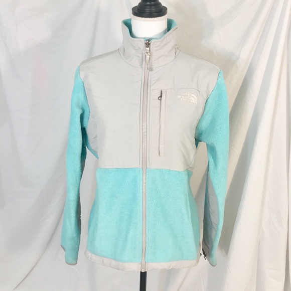 good2Bthrifty's tweet photo. So good I had to share! Check out all the items I'm loving on @Poshmarkapp #poshmark #fashion #style #shopmycloset #casual #mellowworld #thenorthface: https://t.co/XH0JXRSaFi https://t.co/ED0Hju0s3H