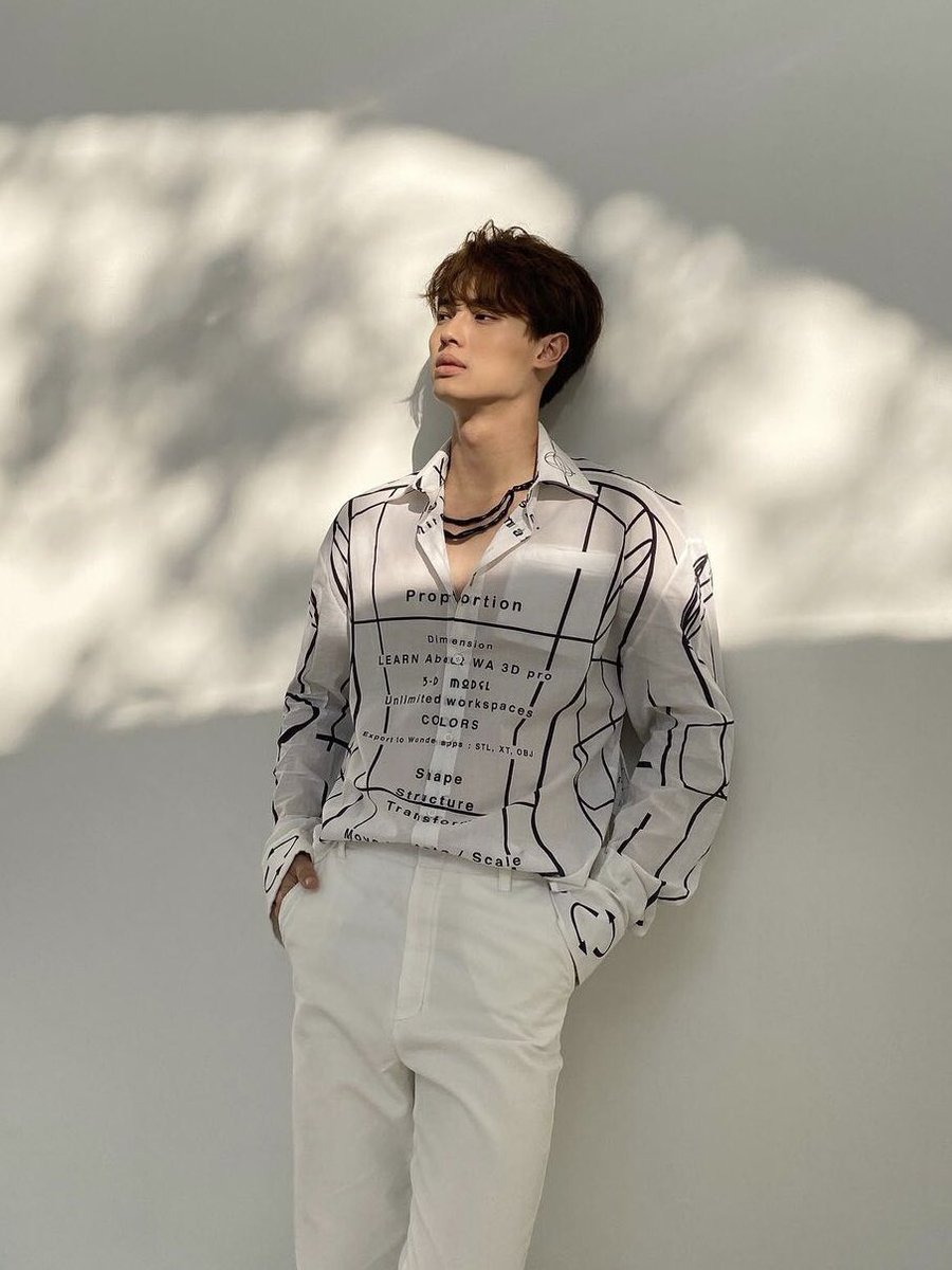 cloudvre's tweet photo. an undergrad’s journal #3: love to hate you
#winprim au

freshman prim has nothing but hatred for win, who teases her in every chance he can get, until she realizes what she feels for the overconfident senior is something more.

(🏷 #primiily #winmetawin #วินพรีม) https://t.co/k9ap3kqcBZ