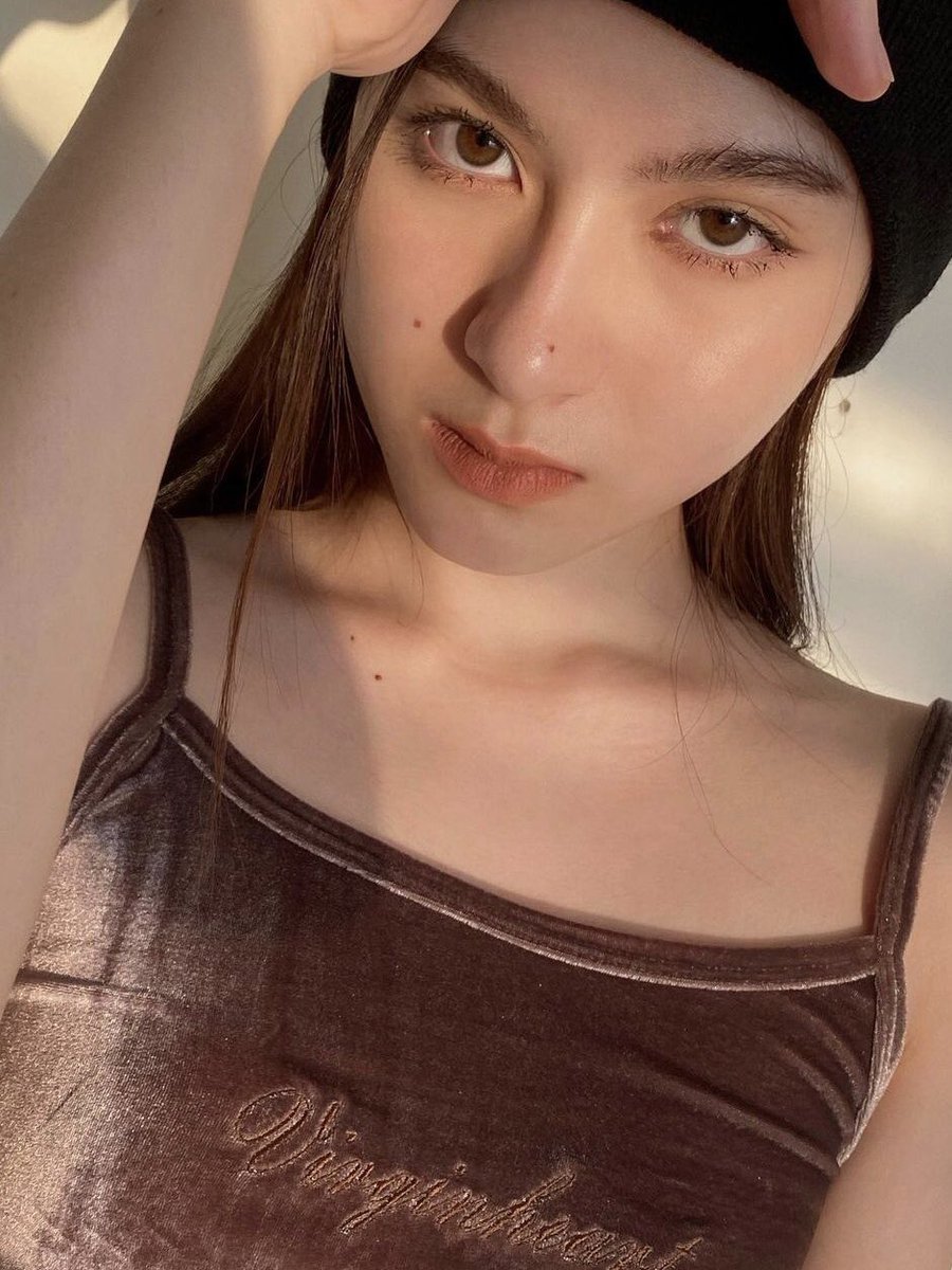 cloudvre's tweet photo. an undergrad’s journal #3: love to hate you
#winprim au

freshman prim has nothing but hatred for win, who teases her in every chance he can get, until she realizes what she feels for the overconfident senior is something more.

(🏷 #primiily #winmetawin #วินพรีม) https://t.co/k9ap3kqcBZ