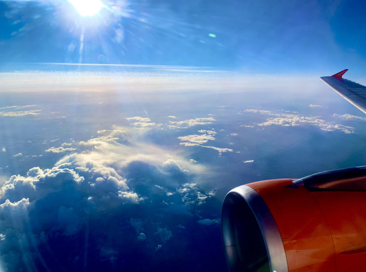 lunar_drones's tweet photo. Did you even get on a plane if you didn’t take a photo out of the window? 😏 
Beautiful morning for it and a great flight. Thanks @easyJet top service as usual 👍

Drone is primed and ready for travels, more pictures inbound. Sit tight! 😀 https://t.co/xdpxbnHsxs