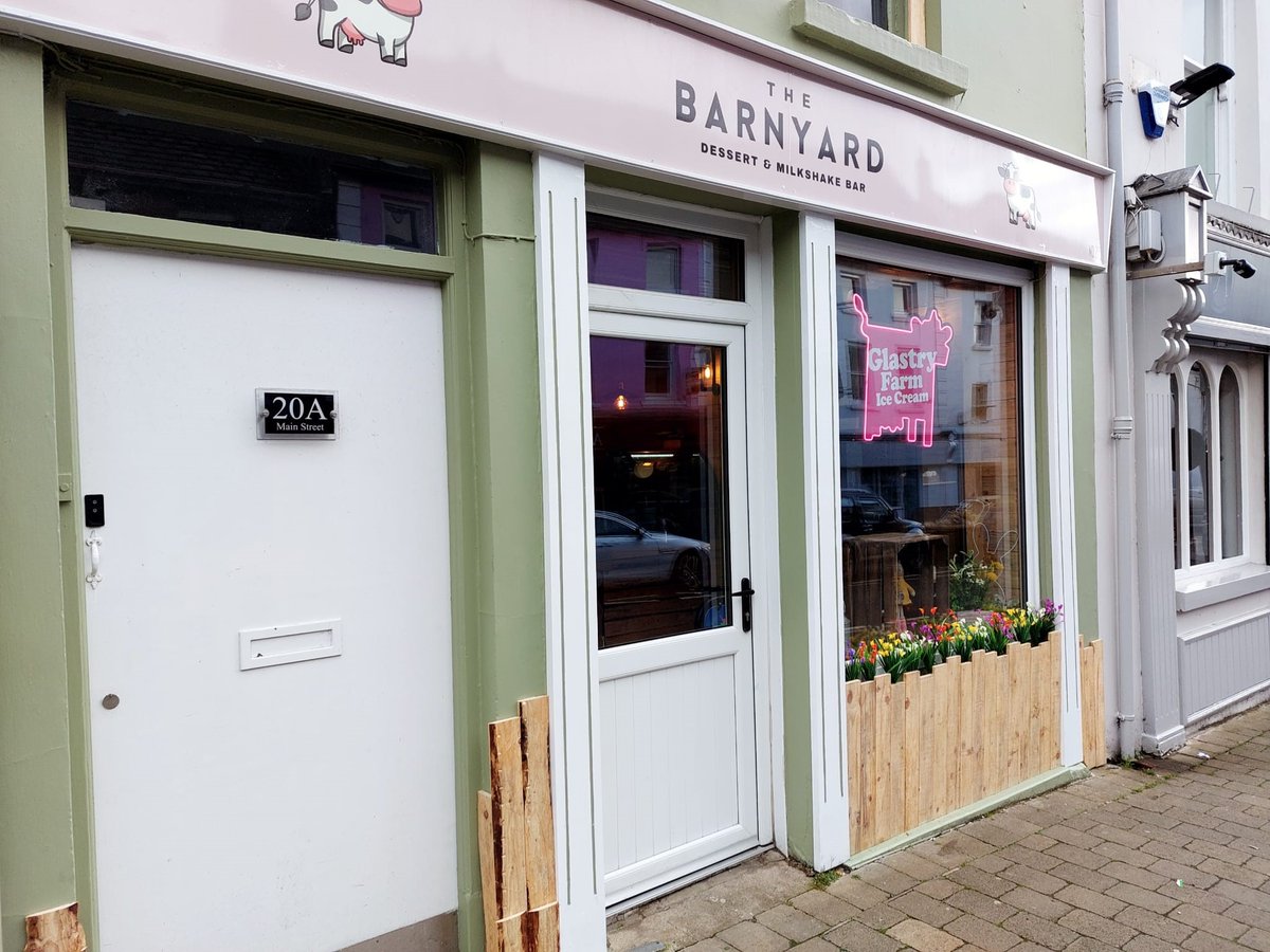 AnchorData's tweet photo. Best wishes the BarnYard Dessert & Milkshake Bar in #Ballymoney who had their grand opening this week. Off to a great start by choosing to go with our industry leading #ADStouch #ePOS System - available to Rent or Buy. Call 028 9074 0315 https://t.co/jpjuonZDvo