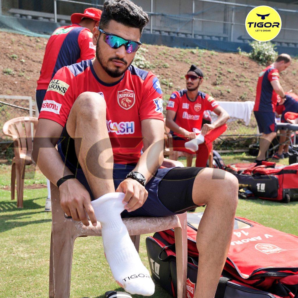 tigortweets's tweet photo. Thanks to Vaibhav Arora bhai from Kings XL Punjab, for accepting and appreciating Tigor Cricket Socks and Shoe Bag. 

#TATAIPL2022 #TATAIPL #IPL #IPL2022 #tigor #tigorcricketsocks #vaibhavarora #brand #socks #PunjabKings #GTvsPBKS https://t.co/DUZiAdqkIS