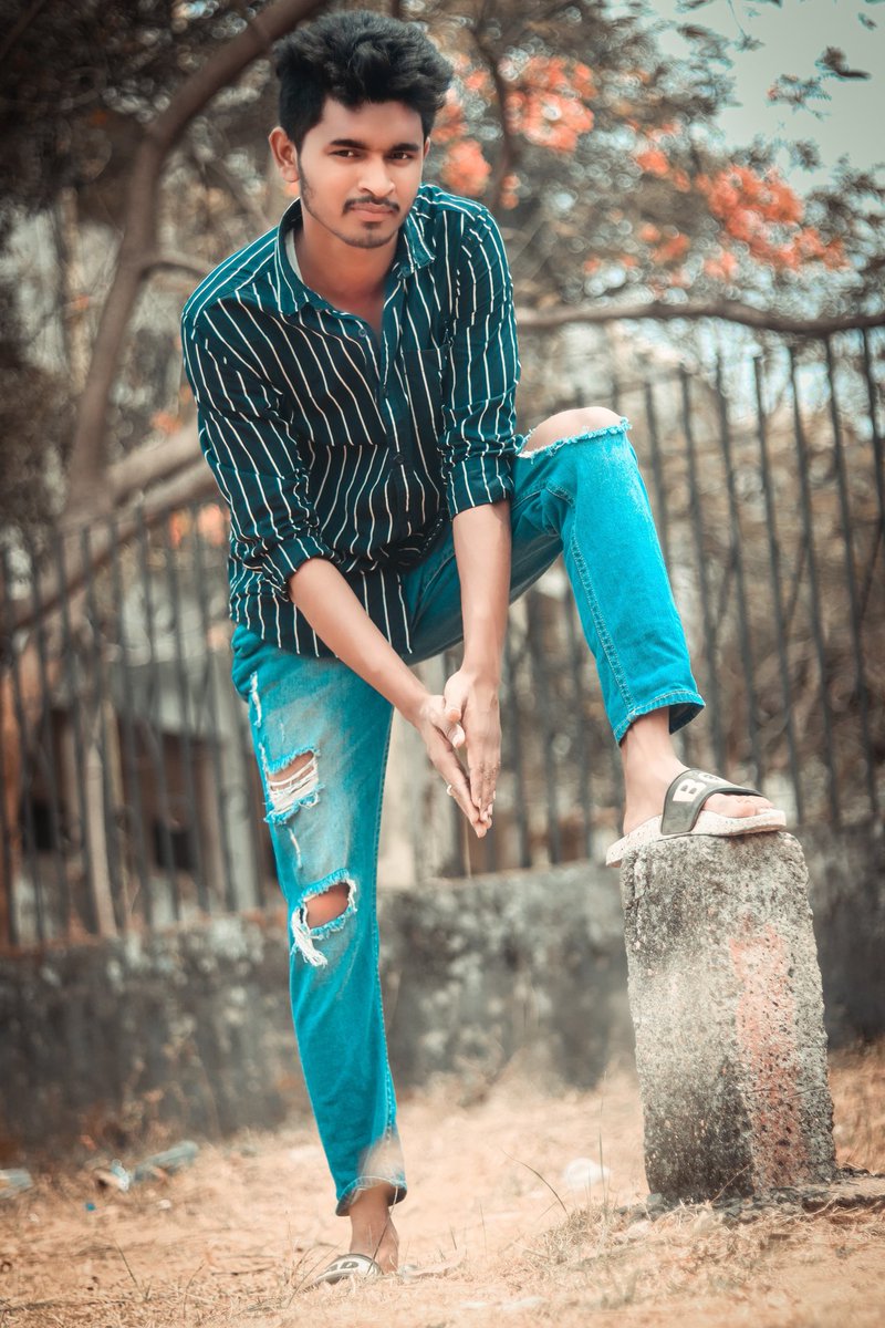_vikashmahato_'s tweet photo. Be you. Do you. For you. 🔥 
.
#vikashcreation #vikash #photography #photoshoot #mensfashion #lightroom #photoshop #vikashmahato #PhotoOfTheDay https://t.co/WoQT1lwav7