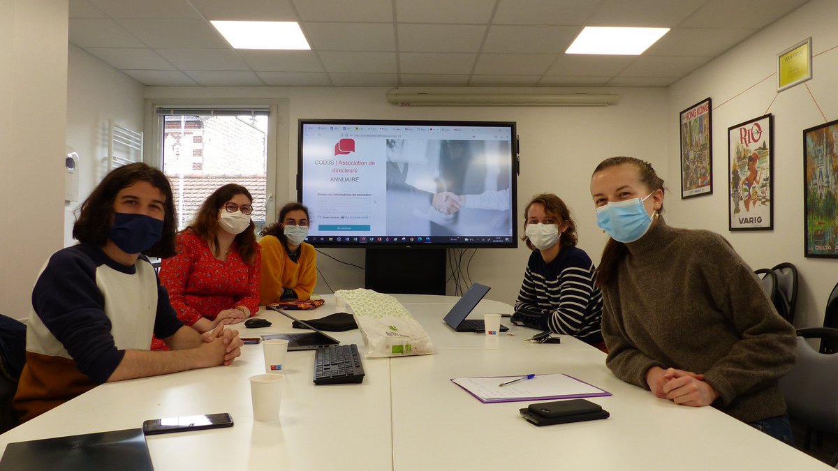 Aujourd'hui une partie du bureau du <a href="/COD3S/">l</a> est réunie à Paris pour avancer sur les différents projets de l'association.
Une news se prépare... 📔L'annuaire des D3S arrive !!! merci la <a href="/MNHmutuelle/">Mutuelle Nationale des Hospitaliers</a>