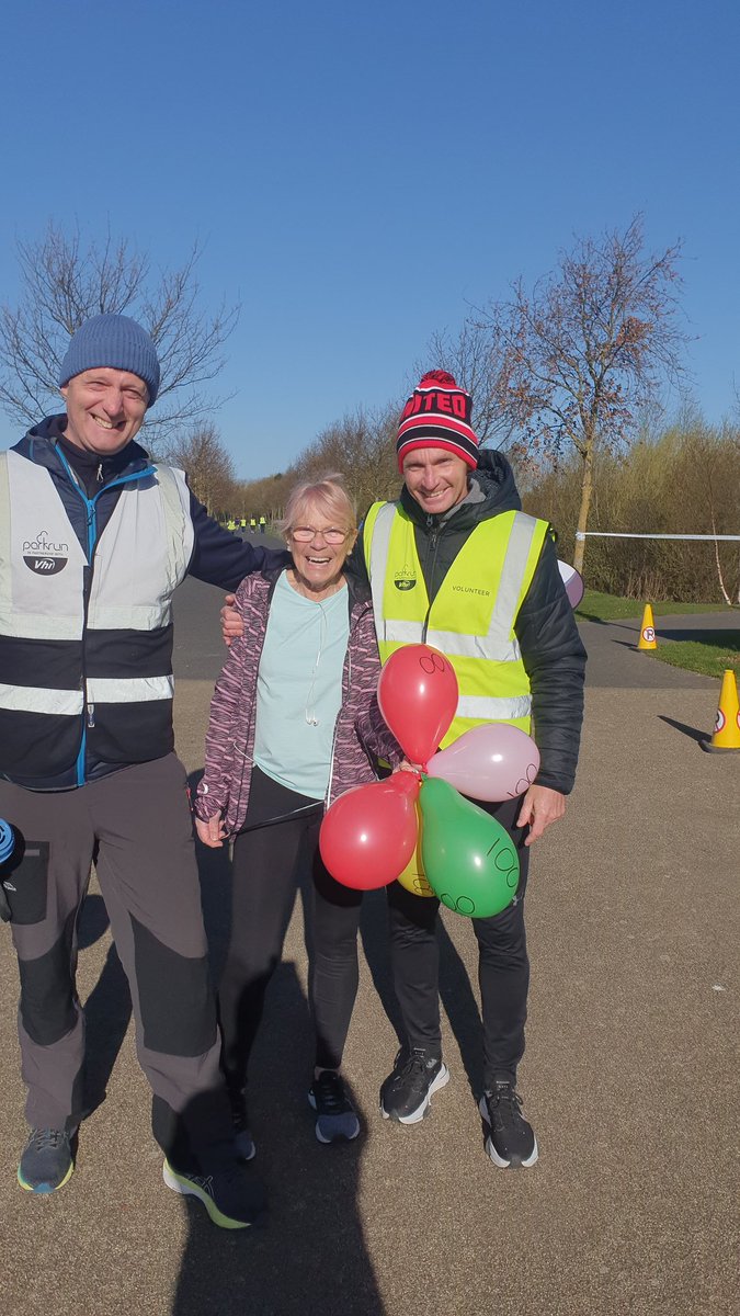 Lovely bright sunny morning in poppintree well done everyone who Run/Walked/Jogged 🏃‍♀️🏃‍♂️🚶‍♀️🚶‍♂️
Congrats to Colette on 100 runs 🎈👏 you are some woman for one woman keep it going 👏😃  Total Finishers 105, 1st Timers 4, New PB's 10. Thank u to great Volunteers. See you next week