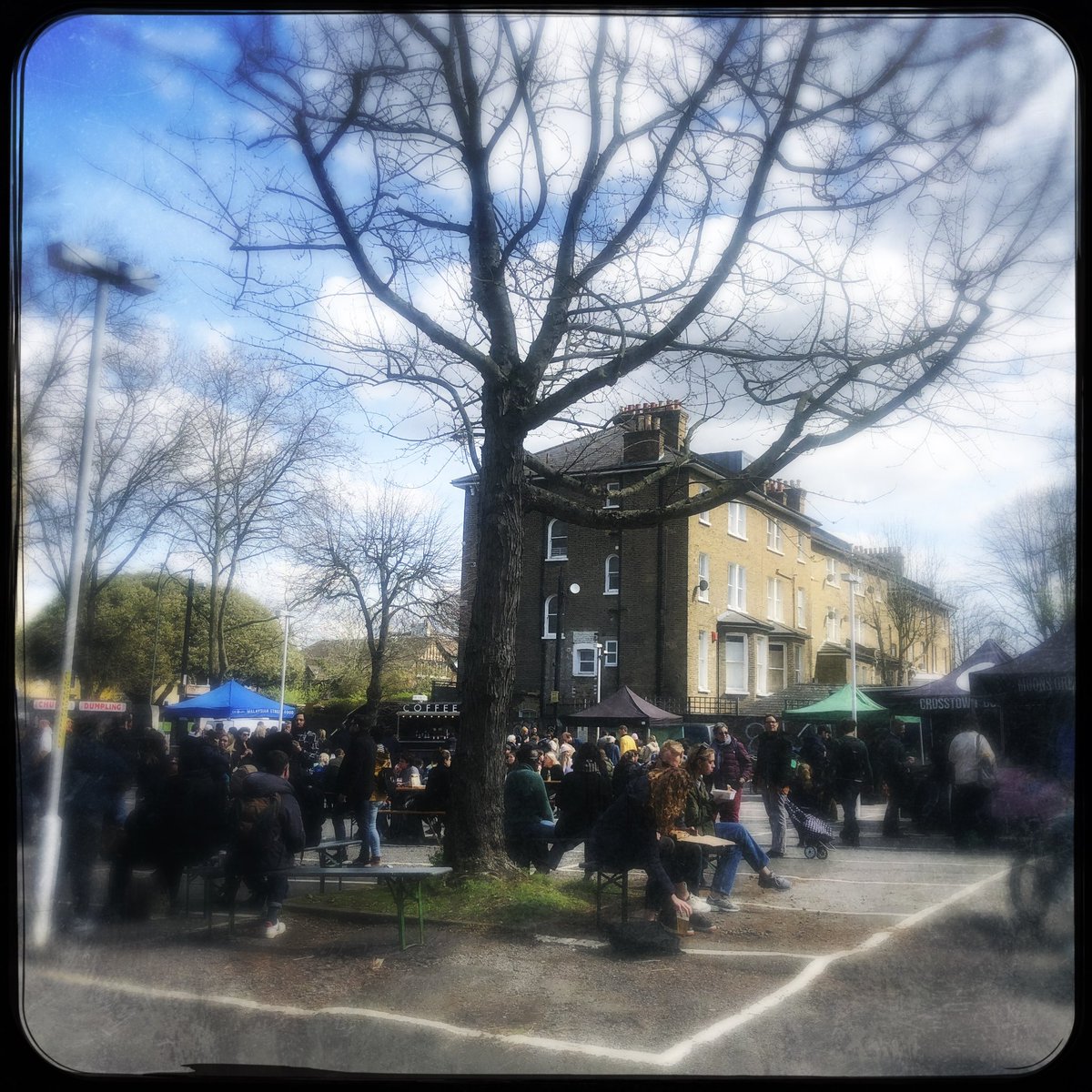 Froufrou a go-go at Brockley Market - 4.5 out of 5 DFA Points👍.  Very pleasant way to spend a lazy Saturday morning before a songwriting afternoon #brockleymarket #songwriting #SaturdayVibes #downfromabove #rockmusic