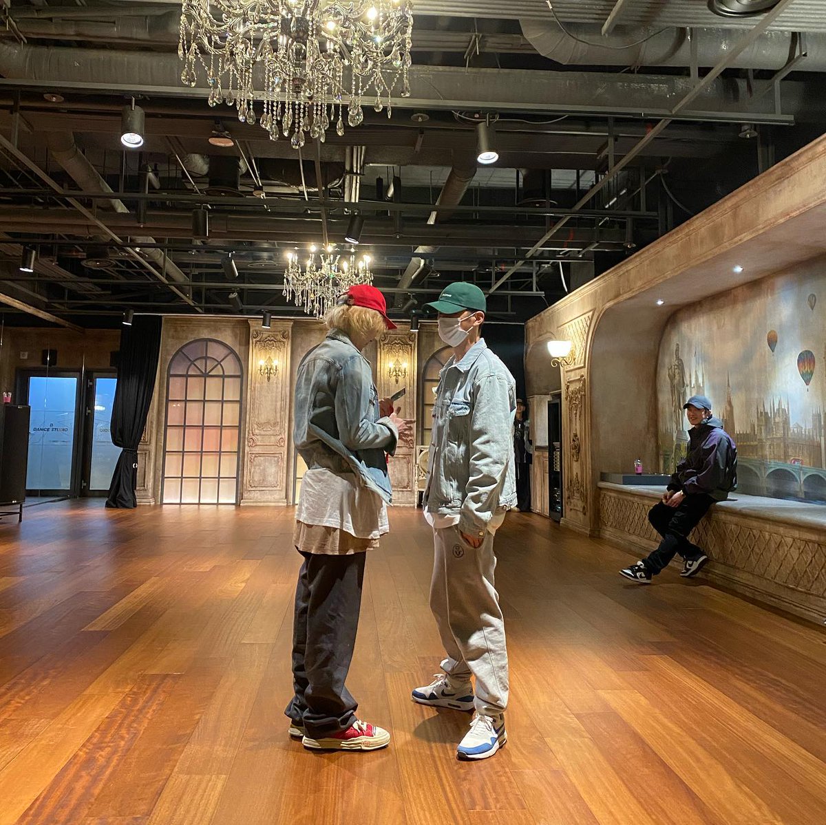 H_IROKO's tweet photo. HITECHジョンホンさんインスタ
https://t.co/Jr7Ciu0PYb
照れてるジードラゴンおかわ😂❤️ https://t.co/fdC69Ywy5N
