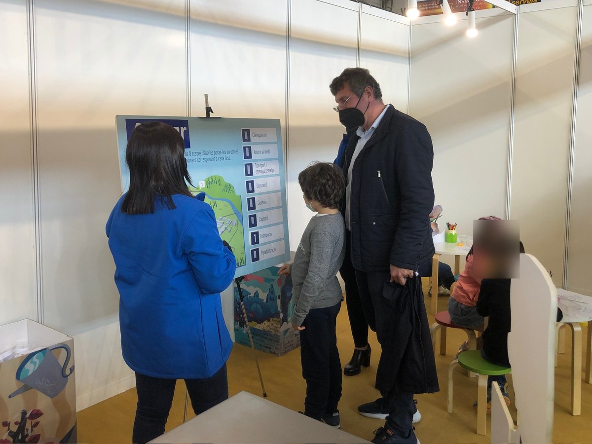 📍 A la #Firabril, la fira de la mel i l'oli de Catalunya a #ElPerelló, petits i grans aprenen sobre el cicle de l'aigua i gaudeixen d'una bona estona amb les nostres activitats.

💧🖌 T'esperem al nostre estand durant aquest cap de setmana!