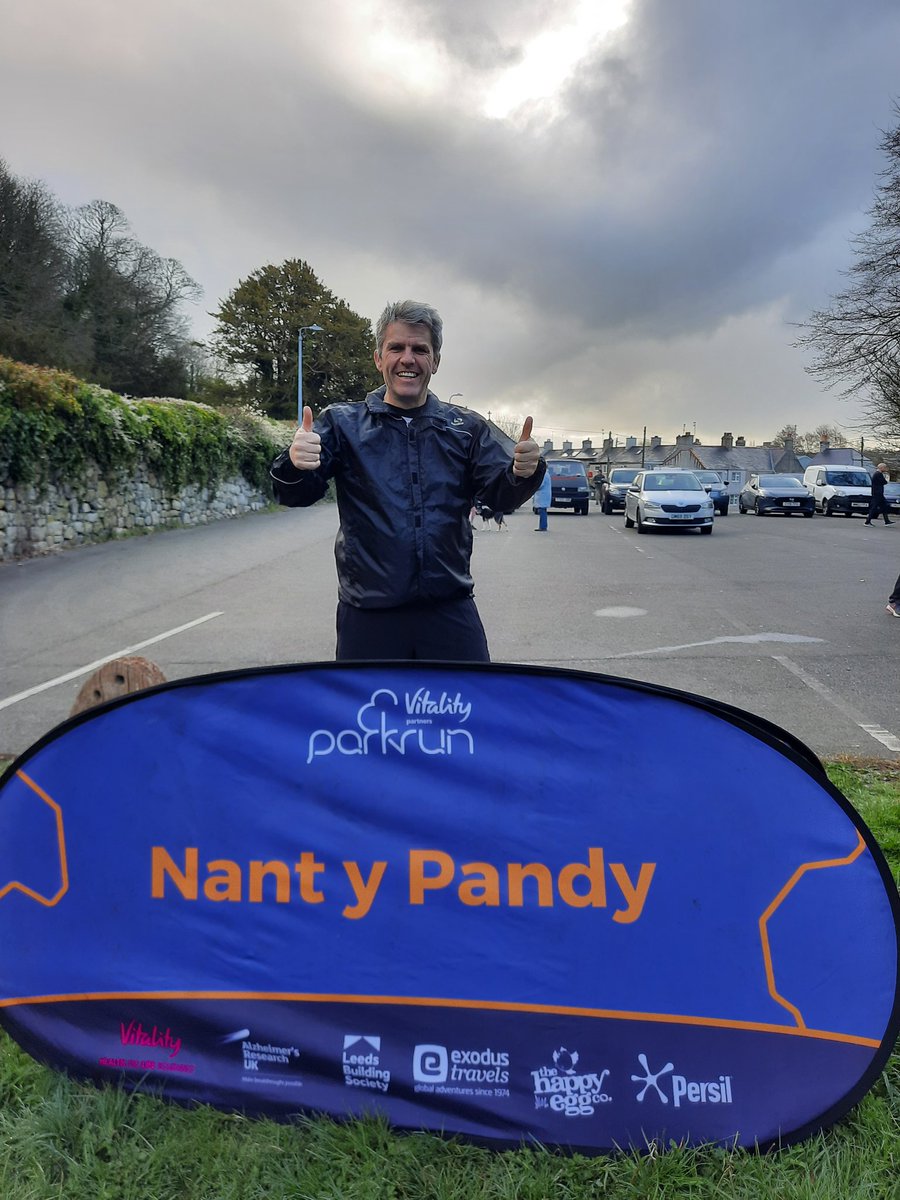julsroberts71's tweet photo. Parkrun 69, 
39/44 parkruns yng Nghymru wedi neud. Nawr amser I ymlacio a joio Caernarfon. @DaveRoberts1968 https://t.co/kxwTyByhli