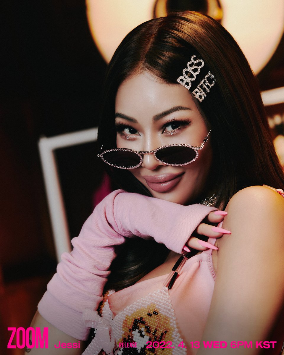 KpopGirlzBands1's tweet photo. #Jezzi #Zoom #Teasers https://t.co/5lTd0rhDtw