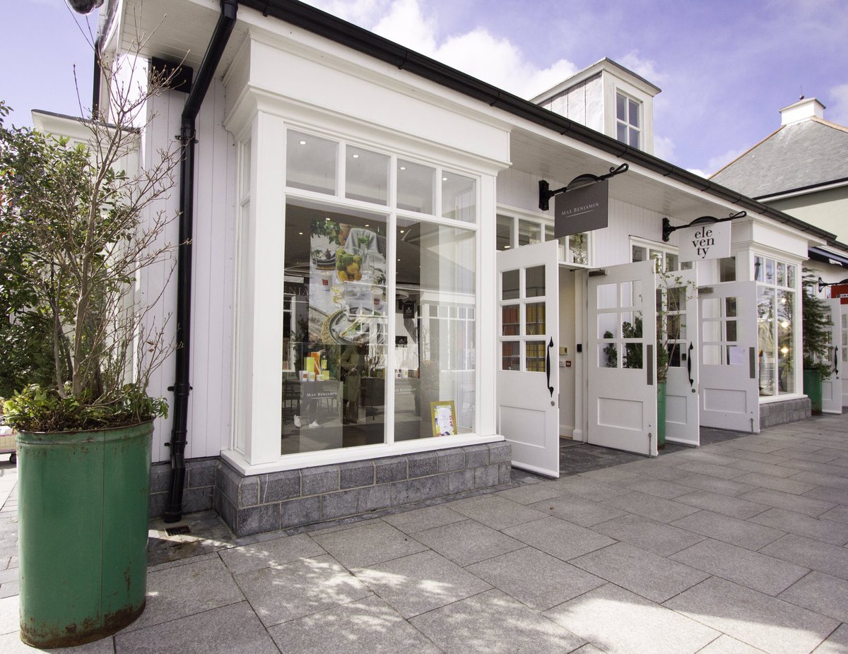 KildareVillage's tweet image. Max Benjamin is NOW OPEN!
We were delighted to welcome the Max Benjamin team to the Village this week for the grand opening of their pop-up. Visit the brand-new boutique and discover beautiful fragrances handmade in Ireland.

#NewOpening #NewArrivals #MaxBenjamin