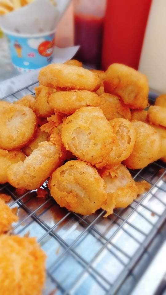 keke050541's tweet photo. #ชีวิตแม่ค้าต้องสู้🍟🧀🍗
#050541ke https://t.co/7KFLP5ru7z