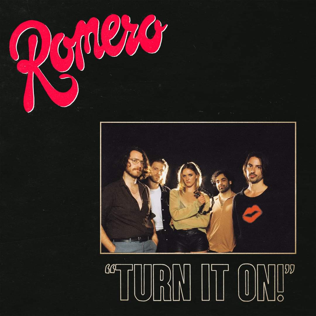 RocknRoller2019's tweet photo. Brilliant album filled with catchy tunes and awesome vocals from start to finish. Love it x

#aussiepunk #punkrock #powerpop @romeroband_ https://t.co/hV79xN49CA