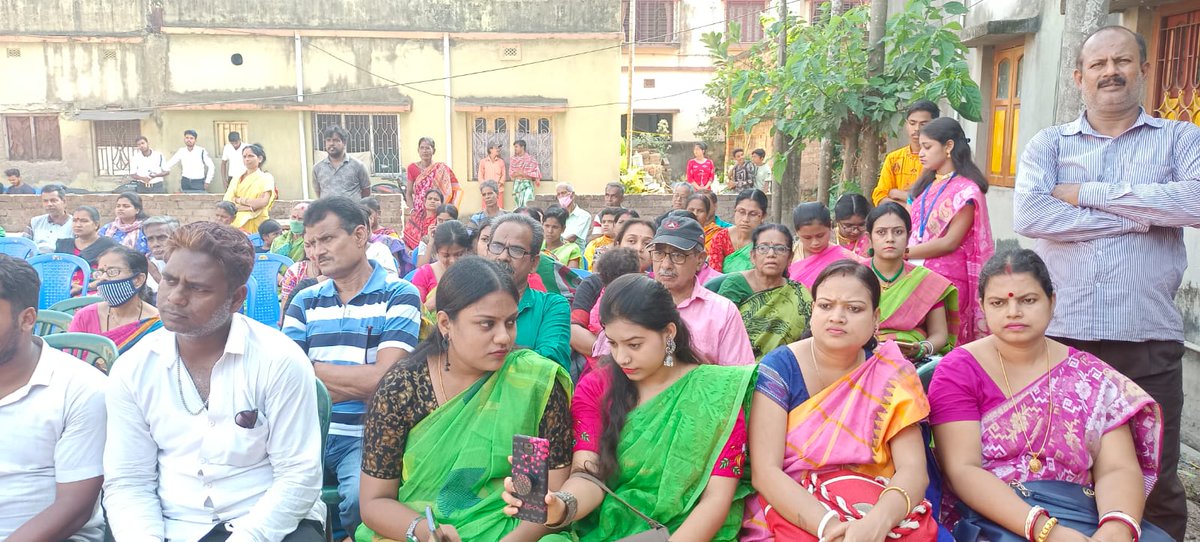 PriyaPaulAITC's tweet photo. আজ রুপক দাস স্মৃতি মেমোরিয়াল এর উদ্যোগে আয়োজিত দেহসৌষ্ঠব ও যোগা প্রতিযোগিতার উদ্বোধনী অনুষ্ঠানে উপস্থিত হয়েছিলেন পশ্চিমবঙ্গ সরকারের ভারপ্রাপ্ত মন্ত্রী মাননীয় অরুপ রায়, সাঁকরাইল বিধানসভা কেন্দ্রের বিধায়িকা মাননীয়া প্রিয়া পাল সহ অনান্য অতিথিবৃন্দ।
#priyapaulofficial https://t.co/QJo3ZW8tKK