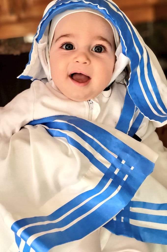 Sachinettiyil's tweet photo. "How can there be too many children? That is like saying there are too many flowers." - Mother Teresa https://t.co/pkEh2tzJAV