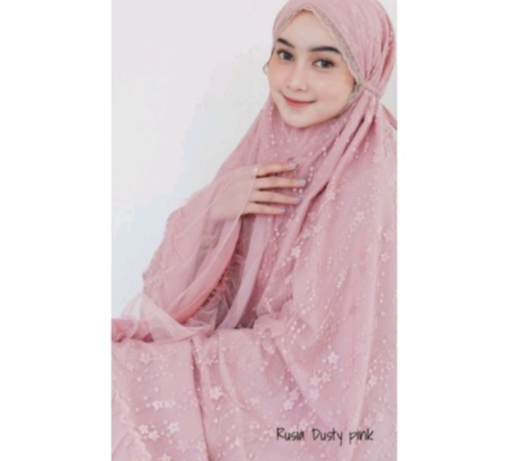 risna_29's tweet photo. Rekomendasi mukena Rusia nih buat persiapan lebaran😄❤️ asli mukenannya cantik banget besti😭 trus bahannya juga baguss asli best seller bgt😭🌼 reting 4.9 ya ,mukenanya bener² cakep banget🥰🥰

Belinya disini📎  https://t.co/GNgAzmENVv https://t.co/w3Fxkj5ggv