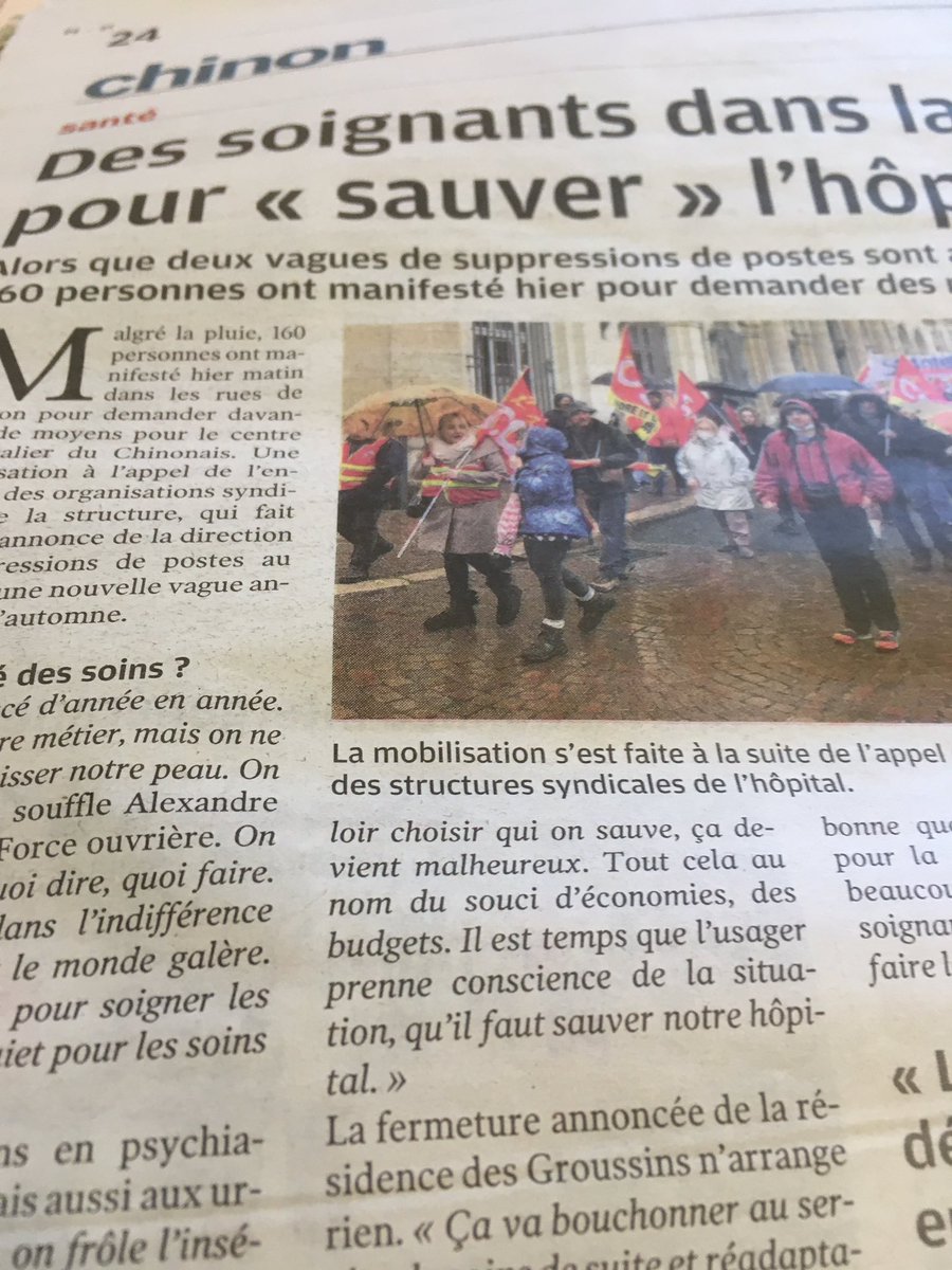 philetourangeau's tweet photo. #Macron #pasdeprogramme #pasdedebat #hopitalendanger
A Chinon actuellement on supprime des postes, en Psy et Ehpad en particulier
2 secteurs déjà en grande détresse 😞❗️
Et Macron continue à nous promettre le contraire de ce qu’il fait😳❗️ https://t.co/0CINCkN6be