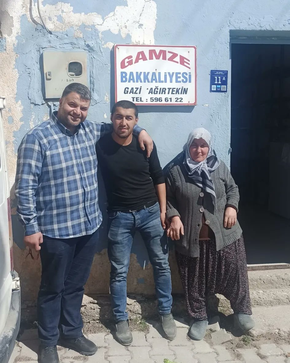 Bugün Ortaköy mahalemizdeyiz hemşehrilerimiz ve esnaf kardeşlerimizi ziyaret ettik. Herkese hayırlı ramazanlar diliyorum.