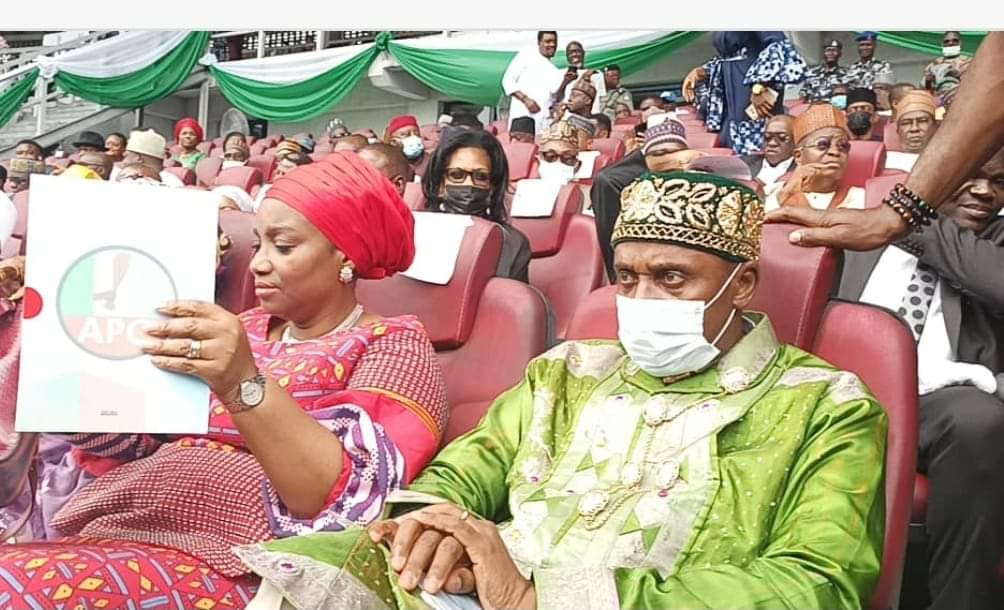 BMB1_Official's tweet photo. I stand before you today to declare my intention and submit my application to serve as your next President. #RiversAPC
- Rt. Hon. @ChibuikeAmaechi https://t.co/NeHyCVgelM