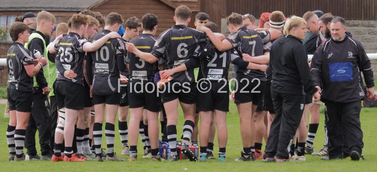 ianfido's tweet photo. @RhiwbinaRFC @JohnHumphreys7 @weavergeorge07 All the best to our Youth Team, playing away at Dowlais today! #getsomenuts #squizzers #lbba https://t.co/ywSJ4JAjo1